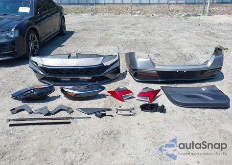 2024 Hyundai Elantra Sel from USA, damaged, VIN KMHLS4DG8RU730956